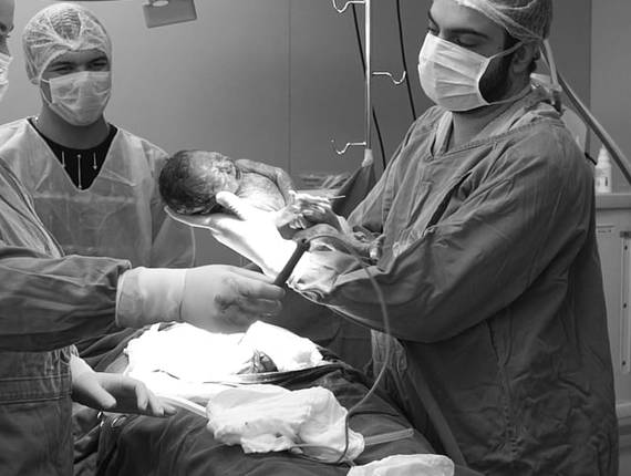 Parto Cesárea de Nascimento Samuel