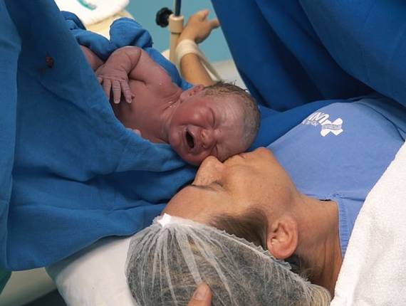 Parto Cesárea de Nascimento Pedro