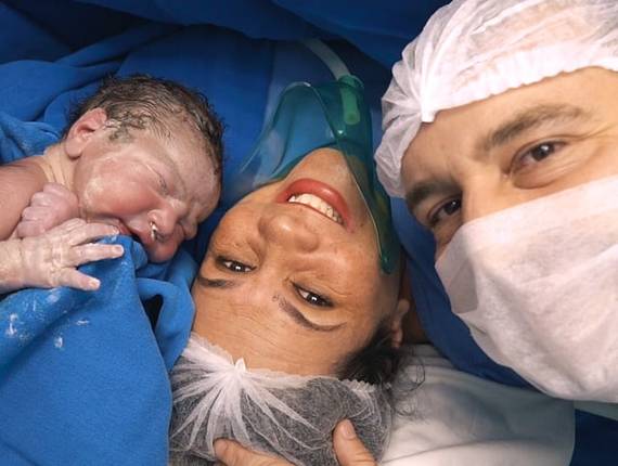 Parto Cesárea de Nascimento Lucas