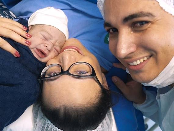 Parto Cesárea de Nascimento Arthur