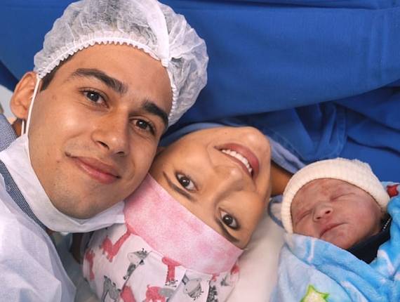 Parto Cesárea de Nascimento Neto