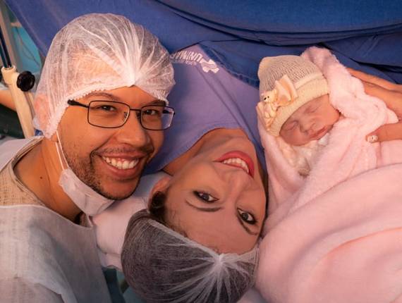 Parto Cesárea de Nascimento Giovanna