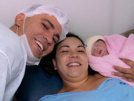 Parto Cesárea de Nascimento Alana