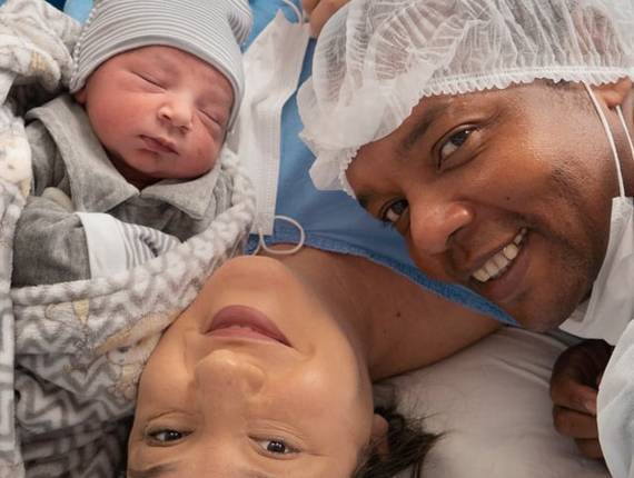 Parto Cesárea de Nascimento Arthur