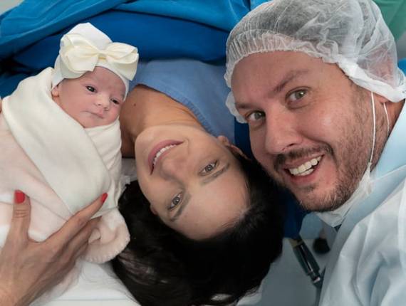 Parto Cesárea de Nascimento Luísa