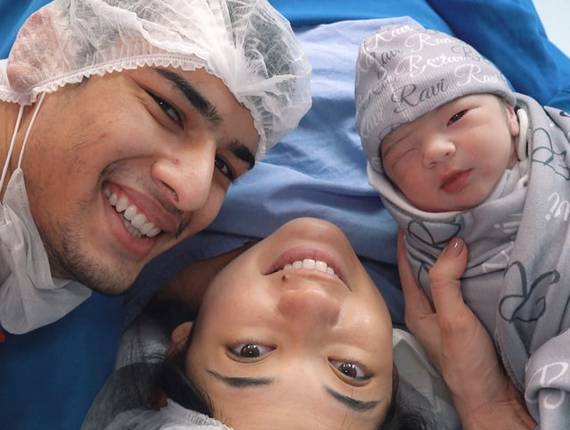 Parto Cesárea de Nascimento Ravi