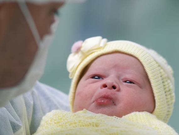 Parto Cesárea de Nascimento Anna Lívia