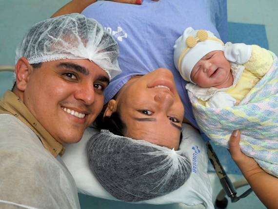 Parto Cesárea de Nascimento Bella