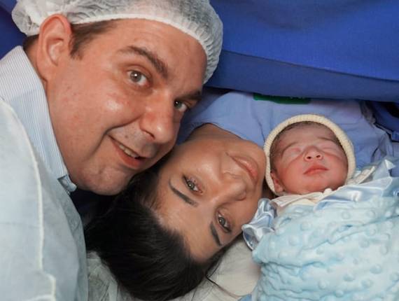 Parto Cesárea de Nascimento Santiago