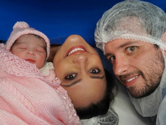 Parto Cesárea de Nascimento Maeva