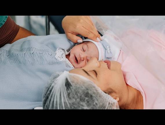 Parto Cesárea de Nascimento Maria Flor