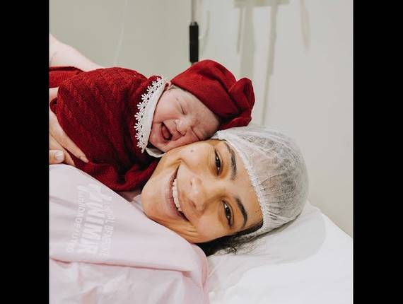 Parto Cesárea de Nascimento Luísa