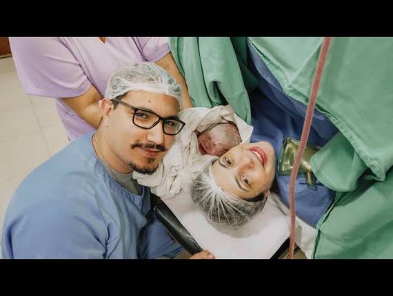 Parto Cesárea de Nascimento Benjamin