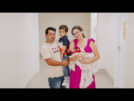 Parto Cesárea de Nascimento Isabela