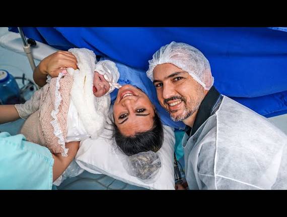 Parto Cesárea de Nascimento Aurora