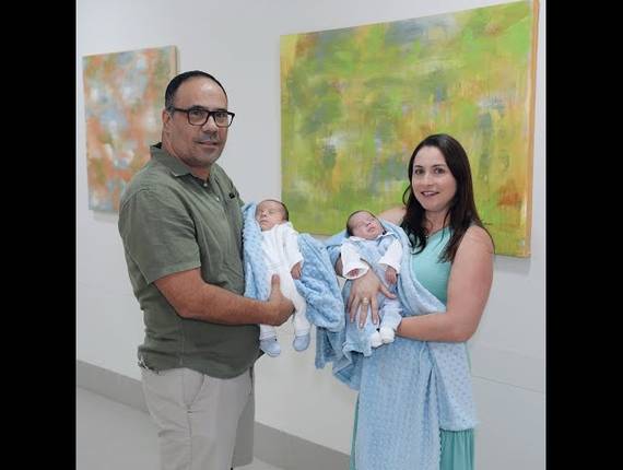 Parto Cesárea de Nascimento Theo e Luca