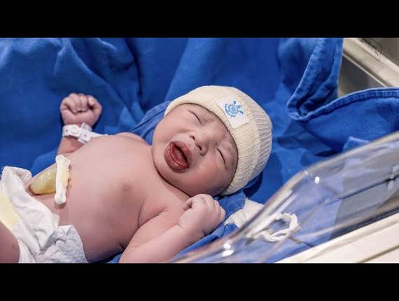 Parto Cesárea de Nascimento Lucas