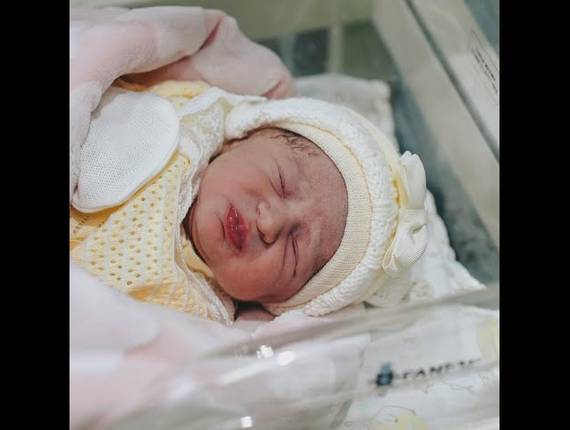 Parto Cesárea de Nascimento Marina