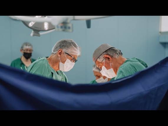 Parto Cesárea de Nascimento Bento