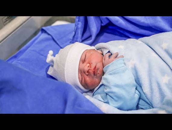 Parto Cesárea de Nascimento Davi José