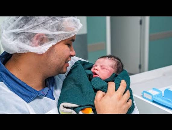 Parto Cesárea de Nascimento Heitor