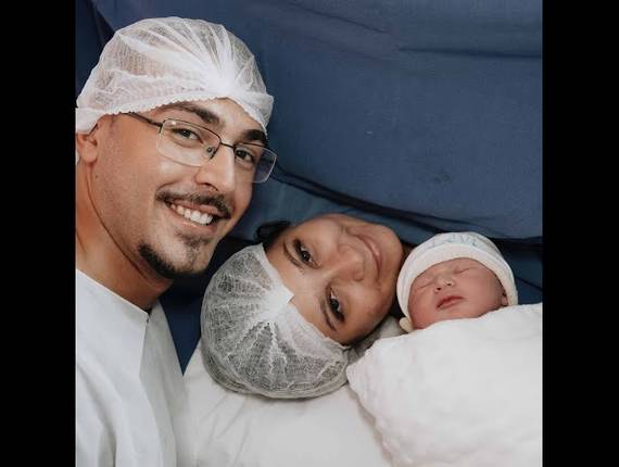 Parto Cesárea de Nascimento Levi