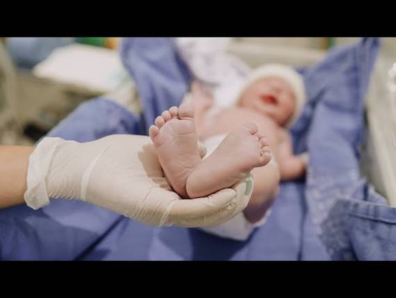 Parto Cesárea de Nascimento Heitor