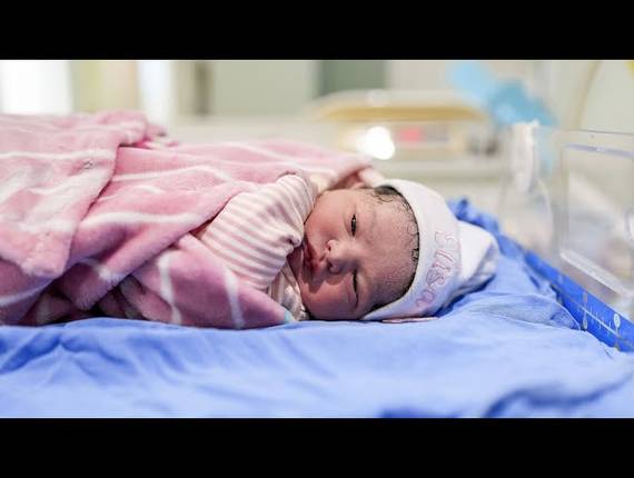 Parto Cesárea de Nascimento Elisa