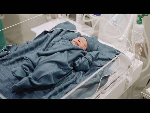 Parto Cesárea de Nascimento Pedro