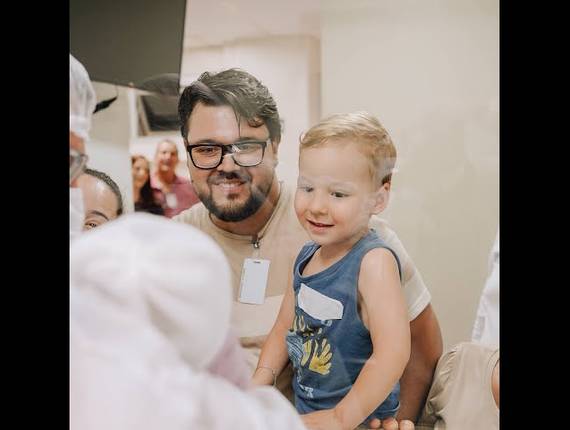 Parto Cesárea de Nascimento Liz