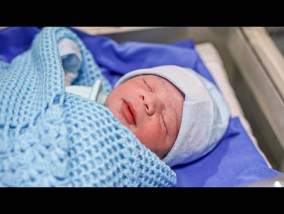 Parto Cesárea de Nascimento Octávio