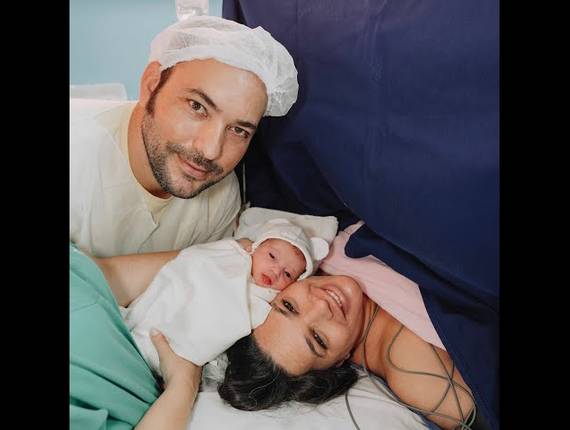 Parto Cesárea de Nascimento Ohana