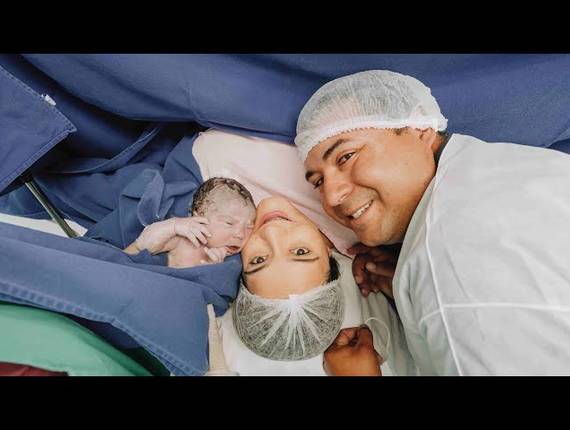 Parto Cesárea de Nascimento Liz