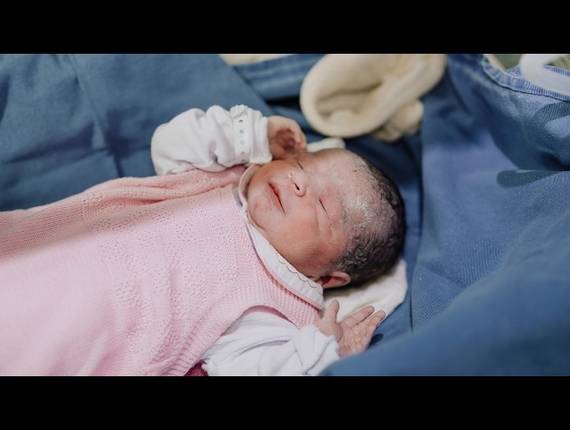 Parto Cesárea de Nascimento Alícia