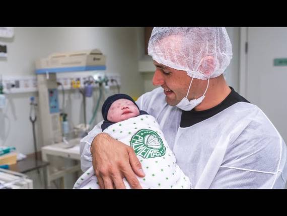 Parto Cesárea de Nascimento Henrique 