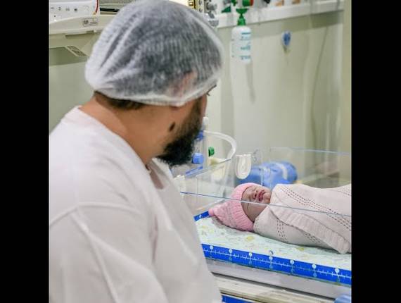 Parto Cesárea de Nascimento Maria Júlia