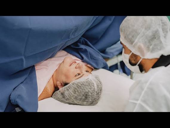 Parto Cesárea de Nascimento Lucy Helena