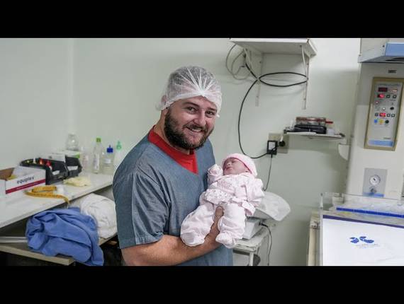 Parto Cesárea de Nascimento Maria Helena