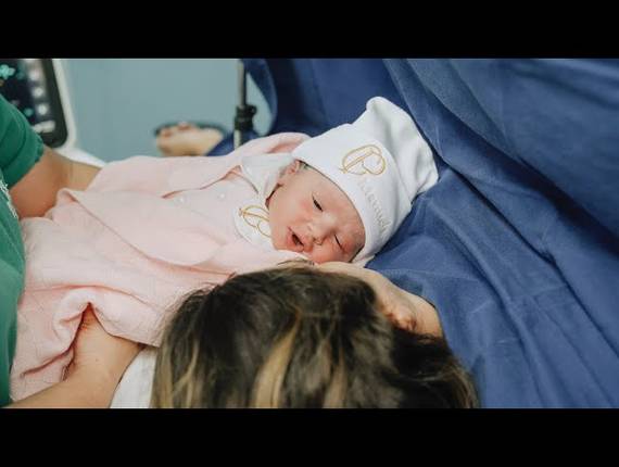 Parto Cesárea de Nascimento Manuela