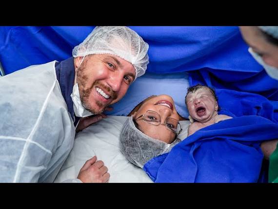 Parto Cesárea de Nascimento Valentina