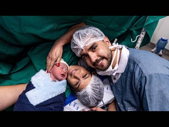 Parto Cesárea de Nascimento Cauã 