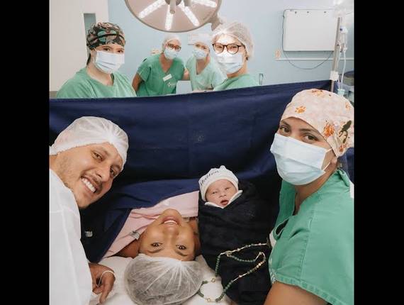 Parto Cesárea de Nascimento Matteo