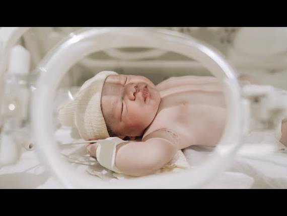 Parto Cesárea de Nascimento Noah