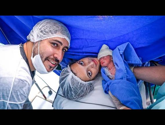 Parto Cesárea de Nascimento Diogo