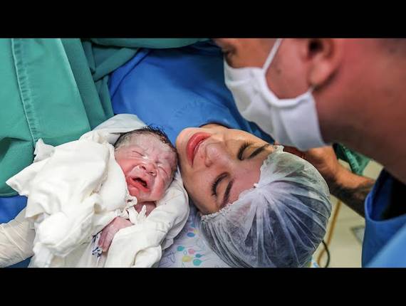 Parto Cesárea de Nascimento Antony