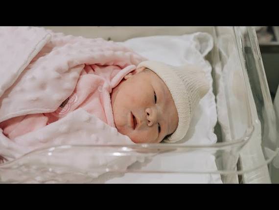 Parto Cesárea de Nascimento Manuela