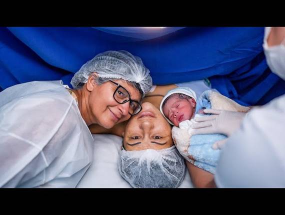 Parto Cesárea de Nascimento Isaac 