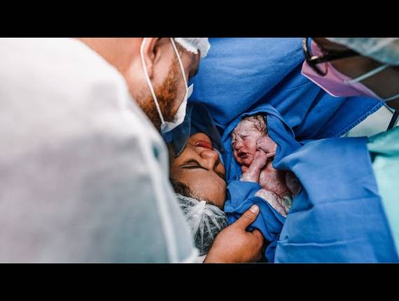 Parto Cesárea de Nascimento Liz