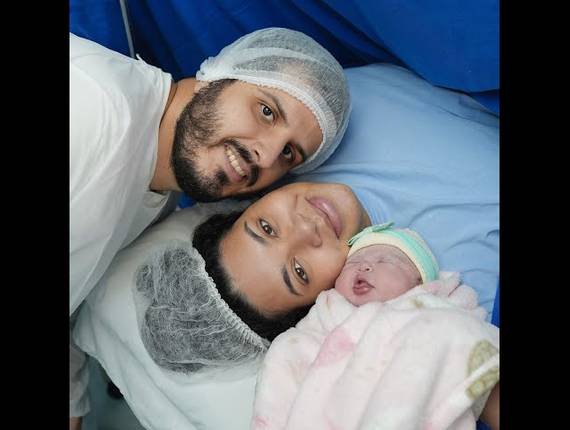 Parto Cesárea de Nascimento Clara