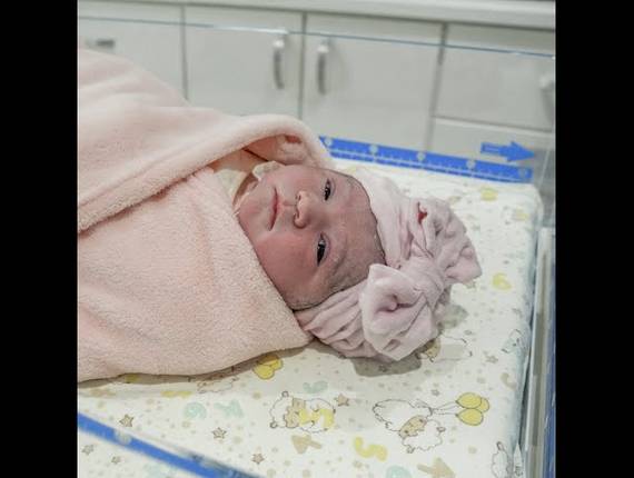 Parto Cesárea de Nascimento Heloisa